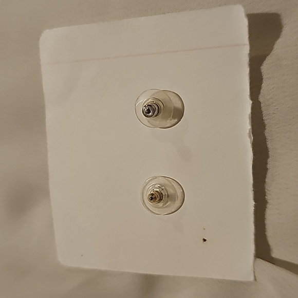 Vintage Antique Red, Gold, Black and white Cross earribgs. - Picture 2 of 2